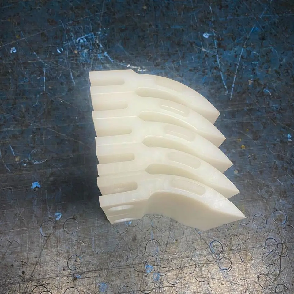 Raspadores de correia transportadora em UHMW